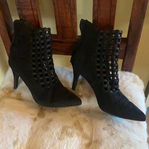 Impo Stretch Tonya Caged Booties- Black. Size 9.5 M